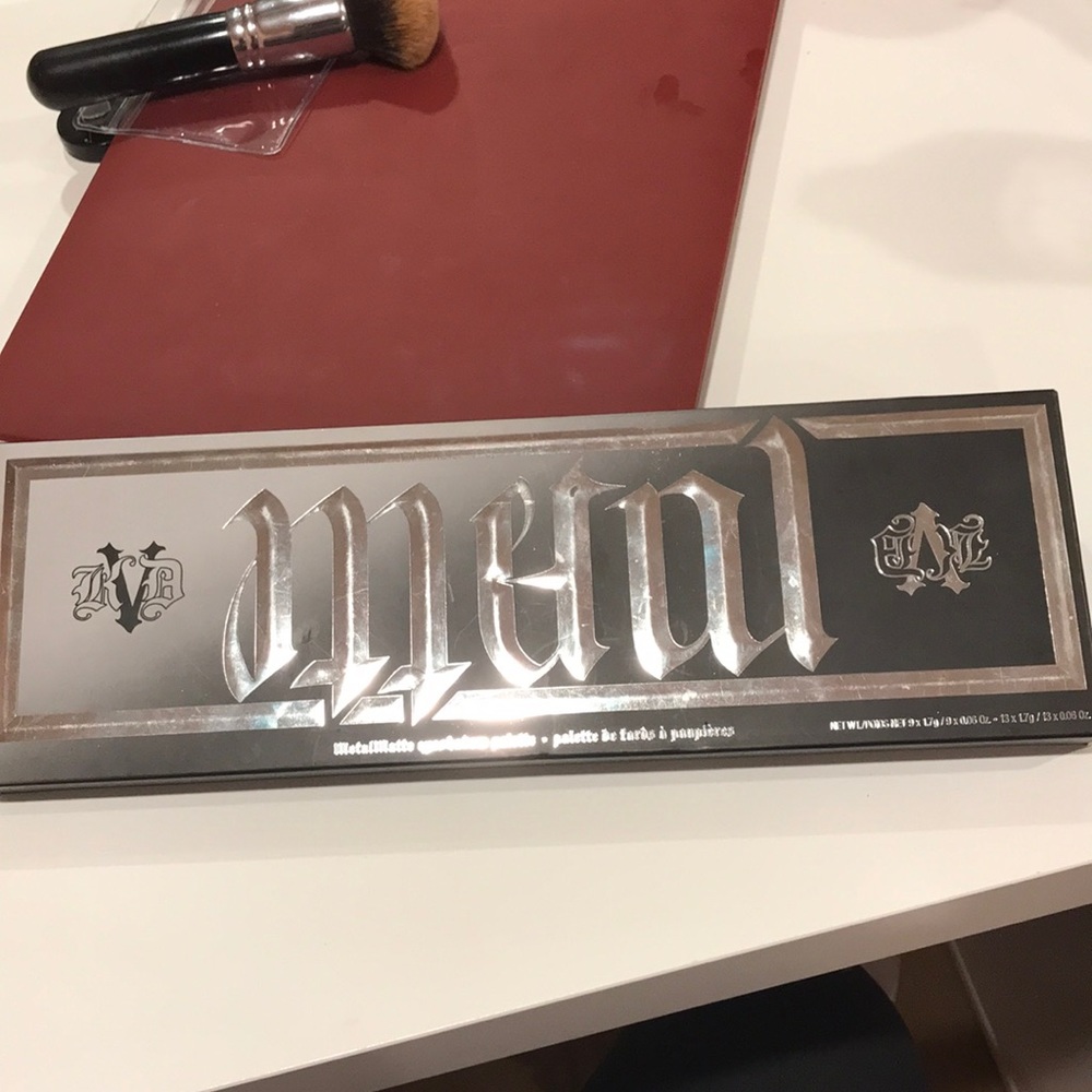Metal matte palette, kat von d